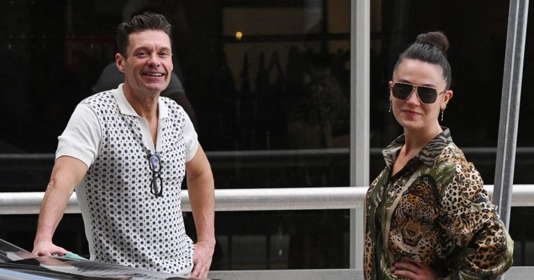 Ryan Seacrest And Aubrey Paige S Gym Outing Proves The Couple Who Works Out Together Stays Together 870.jpg