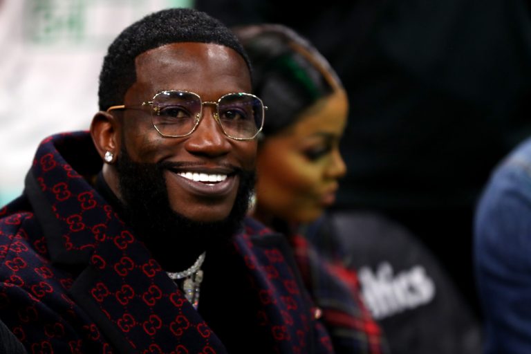 7 Rappers Who Got Veneers