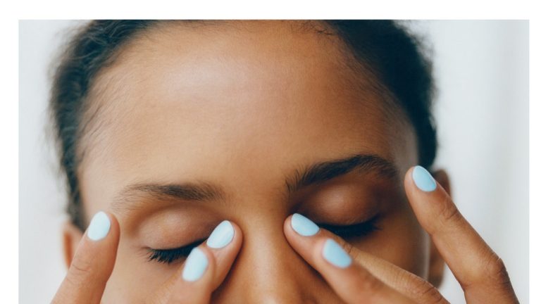 This Viral Facial Massage Promises Sculpted Cheeks And A Lifted