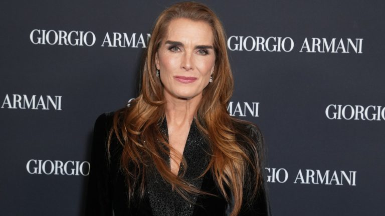 Brooke Shields Terrified As Surgeon Performs Vaginal Resuscitation Surgery Without