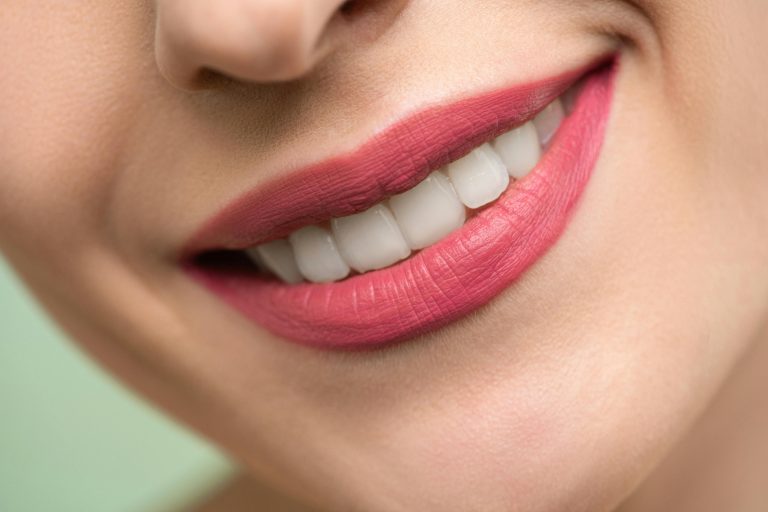 The 5 Best Teeth Whitening Strips In The Uk