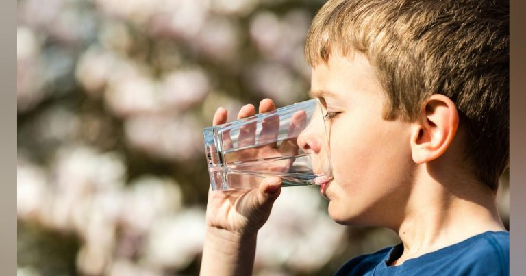Fluoride: smile protection or discussion for power?
