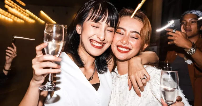 £ 25 teeth whitening of buyers 'absolute love' to take