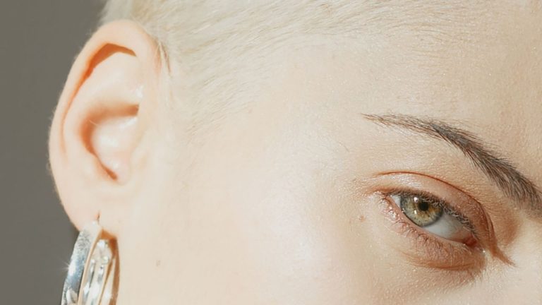 A chemical peel at home: your shortcut on radiant skin ready for shine A chemical peel at home: your shortcut on radiant skin