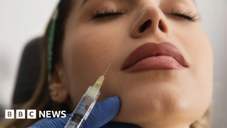 Scottish teens as young as 15 seek help for botox